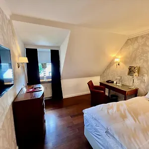 https://hotel-ashleys-garden.dortmundhotels.net